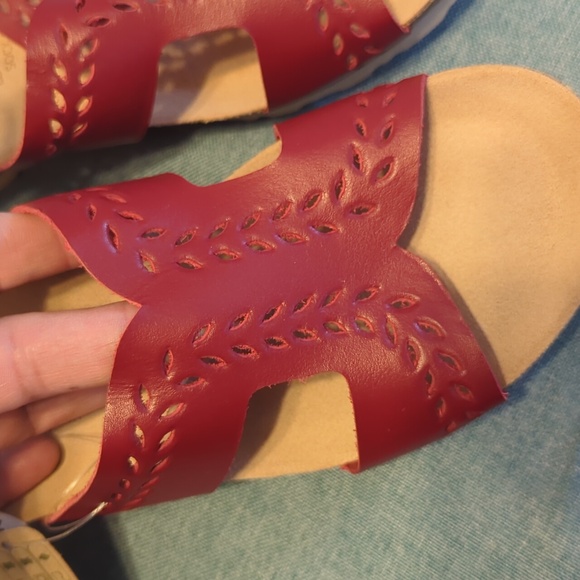 Yokono Sandals Size 6.5 - Picture 3 of 4